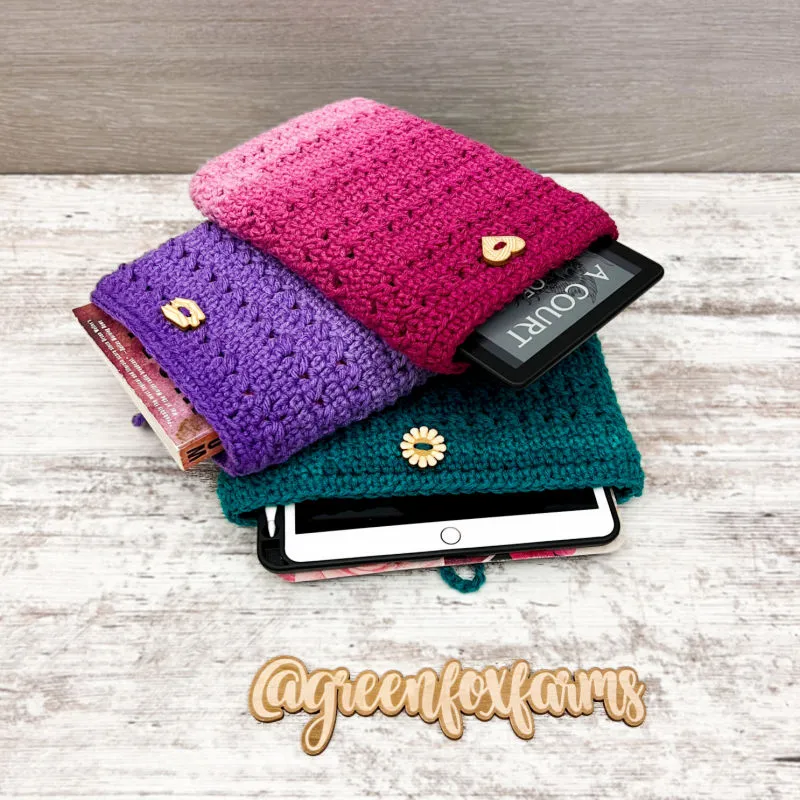 Hopscotch book sleeve pattern by Green Fox Farms Designs