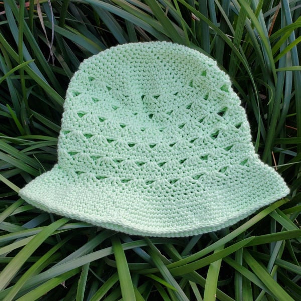 crochet ss sunhat Sheila teen