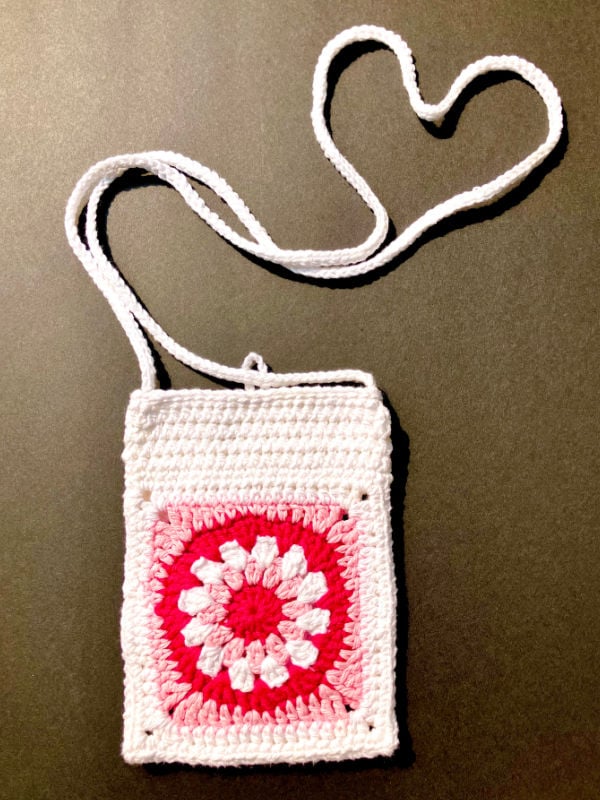 crochet 1 calli pouch test robin