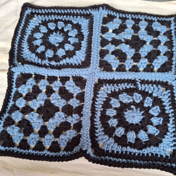 crochet 1 calli meets granny test robin
