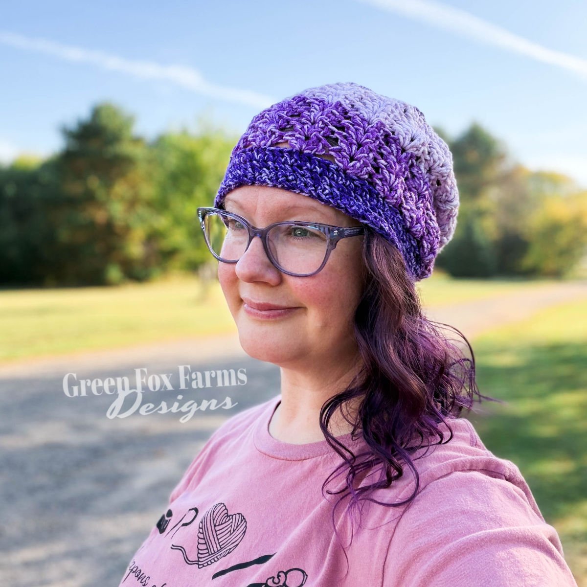 Farmhouse Pumpkins Crochet Pattern makes for stunning handmade fall home decor. Free Crochet Pattern for rustic pumpkins that look knit. Crochet your own set of small and large Halloween Pumpkins with this quick crochet pattern. Crochet Colorful Pumpkins with cinnamon sticks for the perfect Thanksgiving table decorations. Crochet a pumpkin with this free crochet pattern by greenfoxfarmsdesigns.com