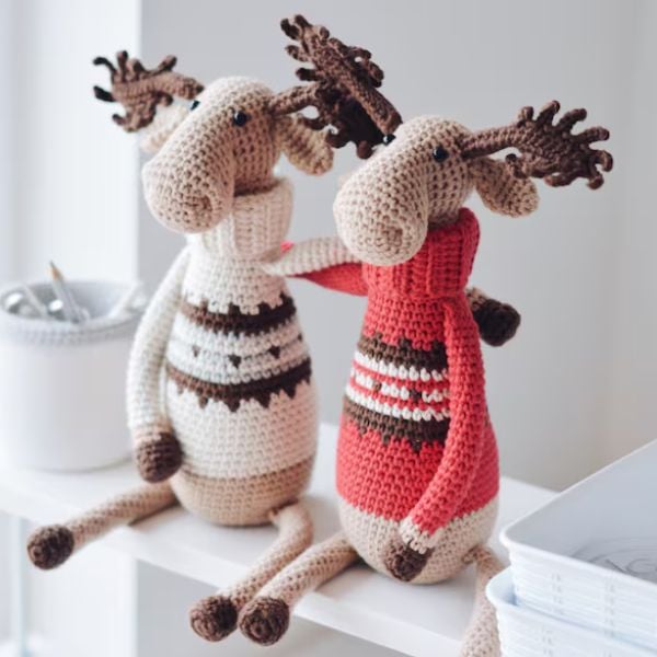 Crochet Christmas Moose Pattern by Firefly Crochet 1