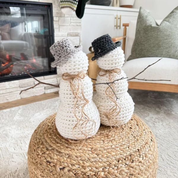 Rustic Farmhouse Snowman Crochet Pattern by Mj_s Off the Hook Designs 1