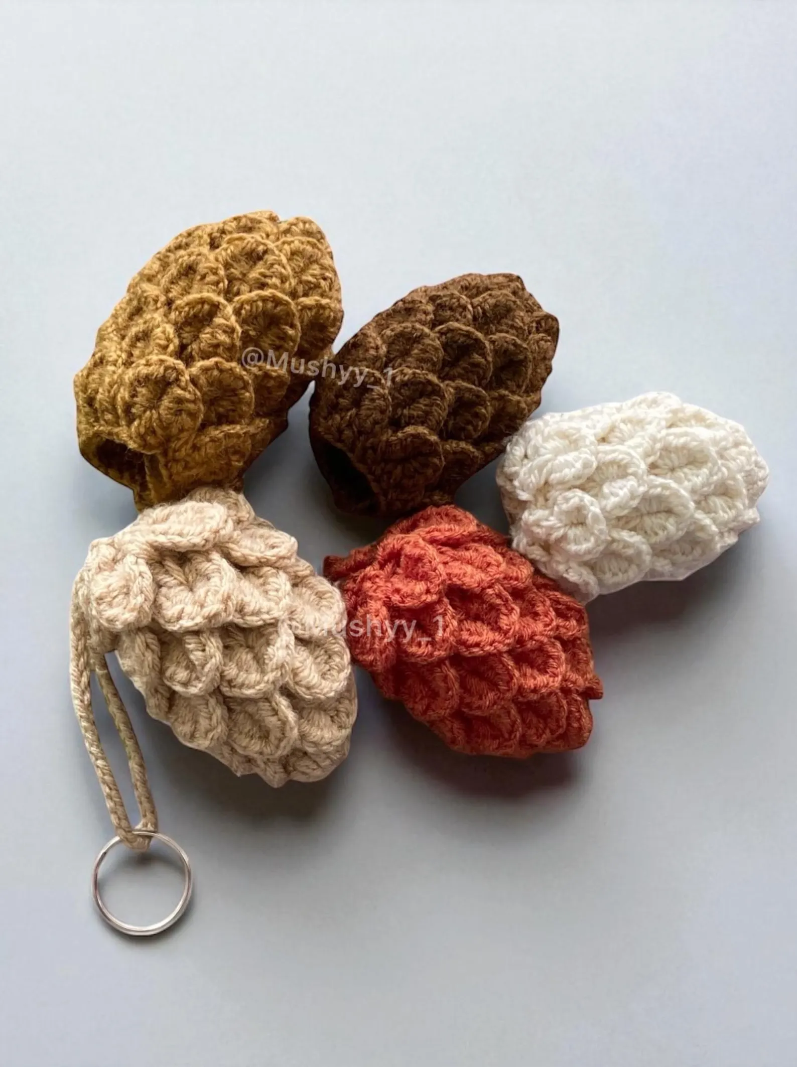 Pine Cone Ornament Crochet Pattern Beginner by Unikatfaden Design 2