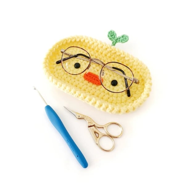 Chick Crochet Glasses Holder by Stitch By Fay Chick Crochet Glasses Holder by Stitch By Fay