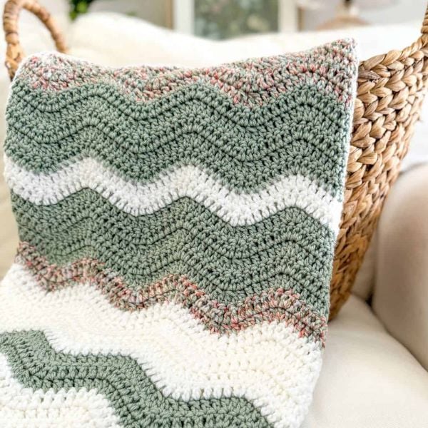 Ripple Stitch Daisy Cottage Designs Crochet Easy Beginner Tutorial. Mindless Crochet Stitch Pattern