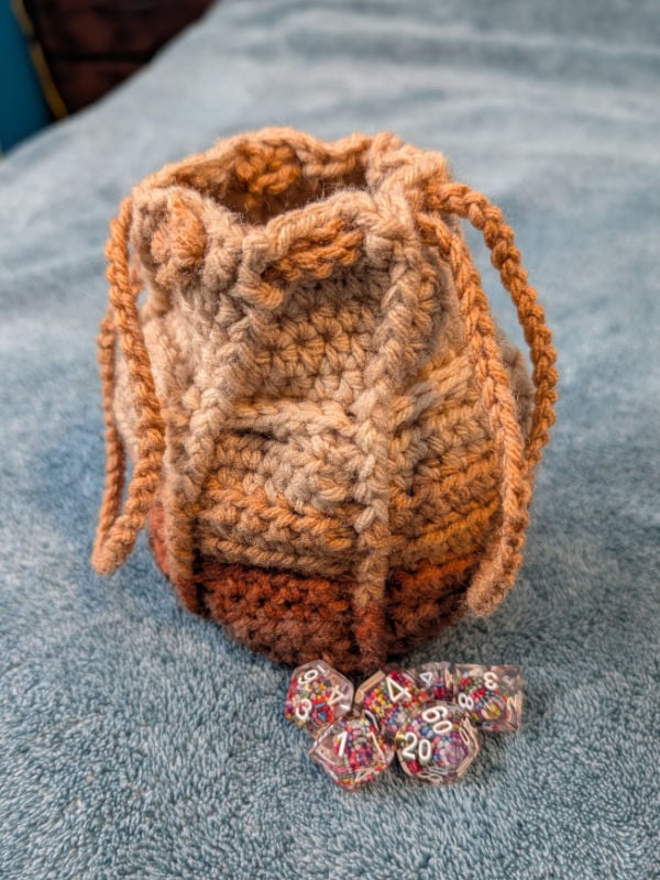 Icicle Crochet Dice Bag Pattern Free (Skadi Ice Crystal Pouch) • Green ...