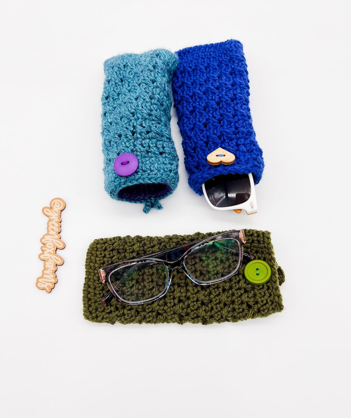 Hopscotch Eyeglass and Sunglasses Cases in gray and blue yarn