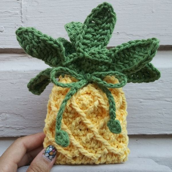 Pineapple Gift Bag Crochet Pattern by EyeLoveKnots