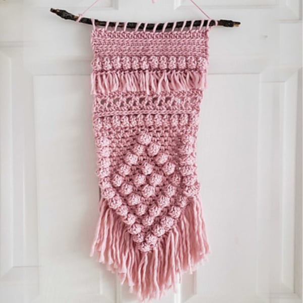 crochet cafune wall test courtney