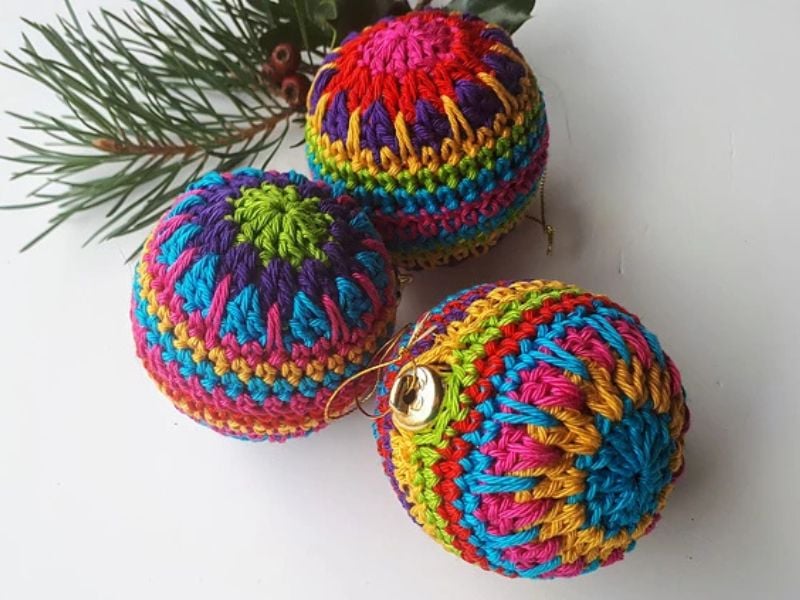 crochet Free Crochet Christmas Bauble Pattern by Annie Design Crochet