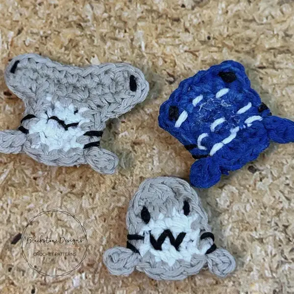 Cattitude Free Purse Charm Crochet Pattern by Green Fox Farms Designs © 2025 web