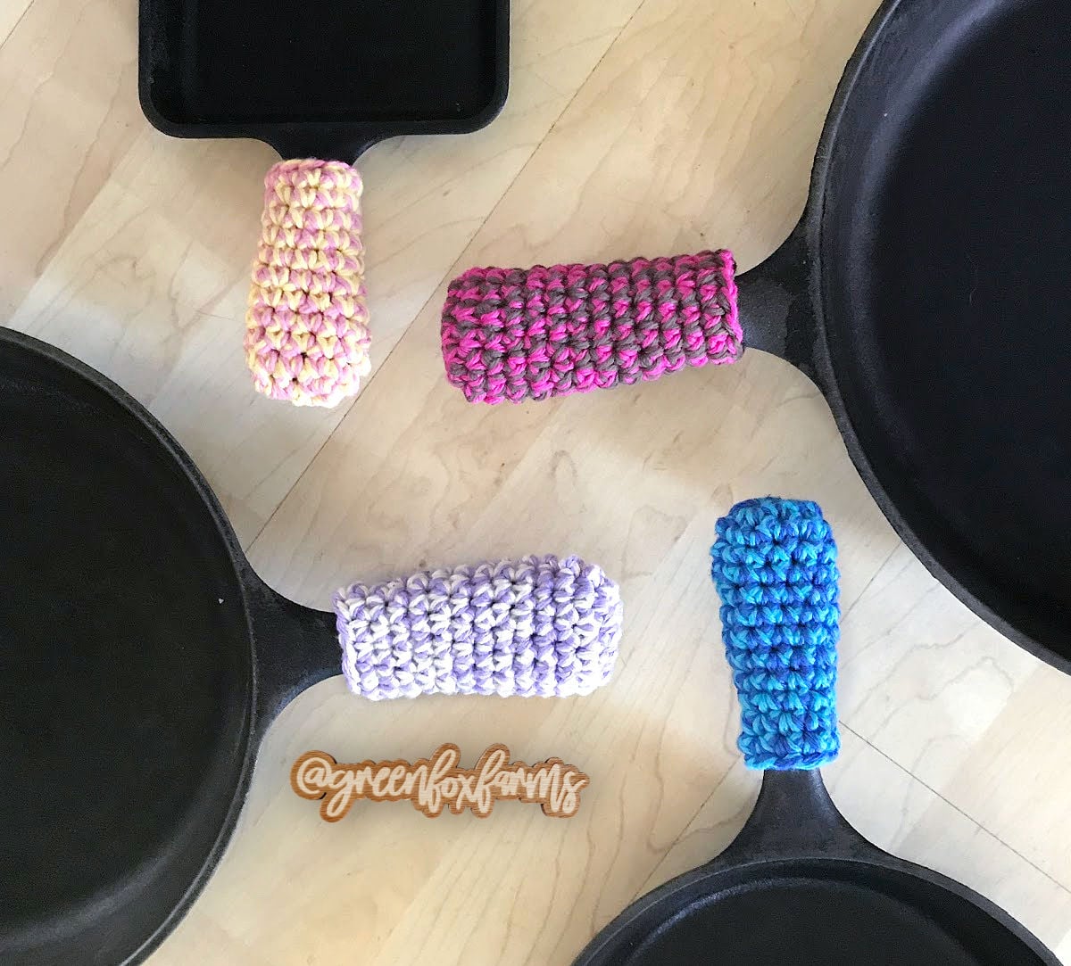 Cast Iron Pot Holders Crochet Pattern © 2018 by Green Fox Farms Designs handle covers web crochet Cast Iron Pot Holders Crochet Pattern © 2018 by Green Fox Farms Designs handle covers web
